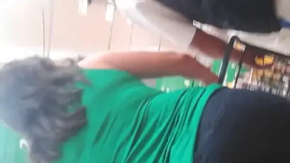 Candid mamacitas in walmart