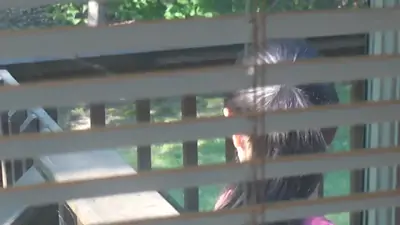 Pretty girl and quick stroke exciting