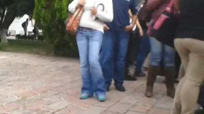 Goda nalgona en la uni