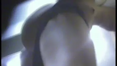 Chick with amazing ass is clueless about the camera